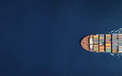 %14.8 ارتفاع صادرات صناعة عمان بالثلث