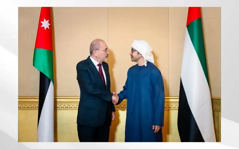 وزير الخارجية يلتقي نظيره الإماراتي في