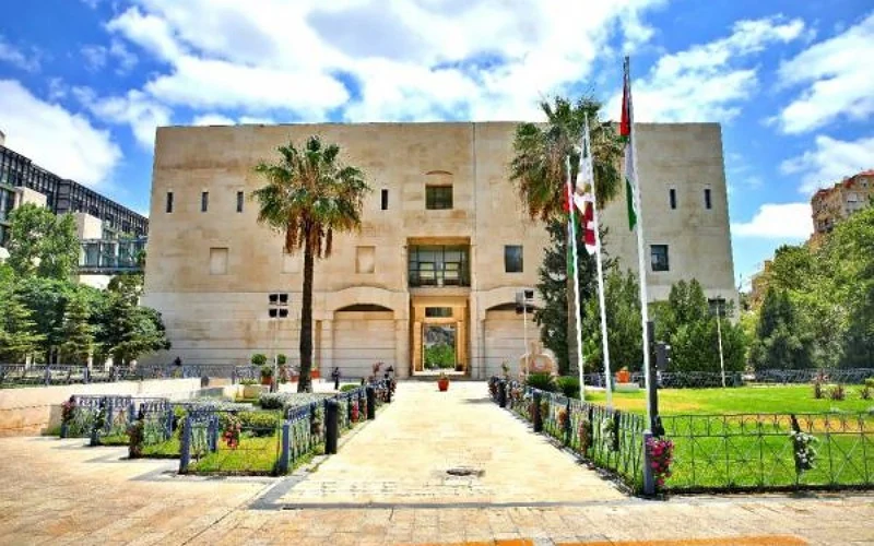 أمانة عمان تبدأ حملتها السنوية لمكافحة