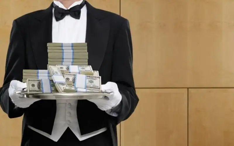 لن تكفي أعمارهم لإنفاقها .. ماذا