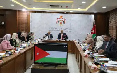 هل ستفتح عمان مسار العلاقة مع