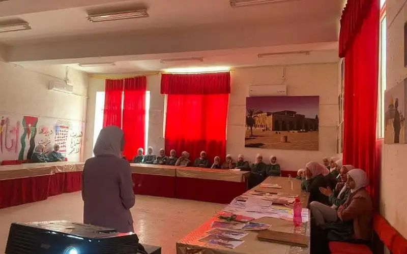 محاضرة توعوية حول الذكاء الاصطناعي في