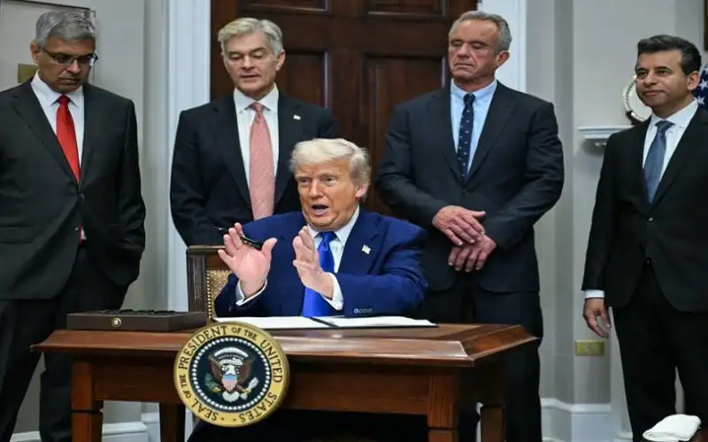 ترامب: قد نخفف العقوبات على سوريا