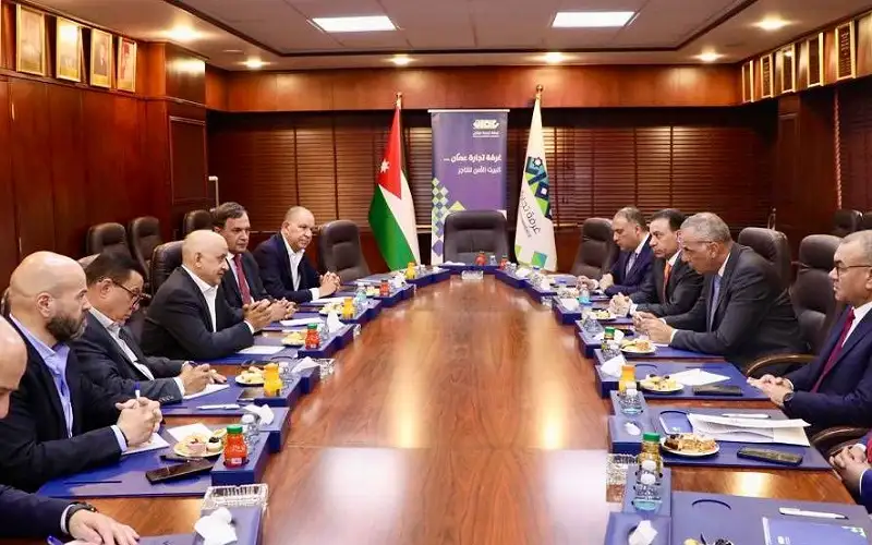 محافظة العاصمة وغرفة تجارة عمان يبحثان