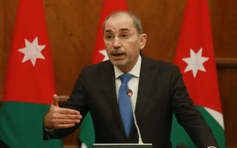 وزير الخارجية : الأردن كان خط