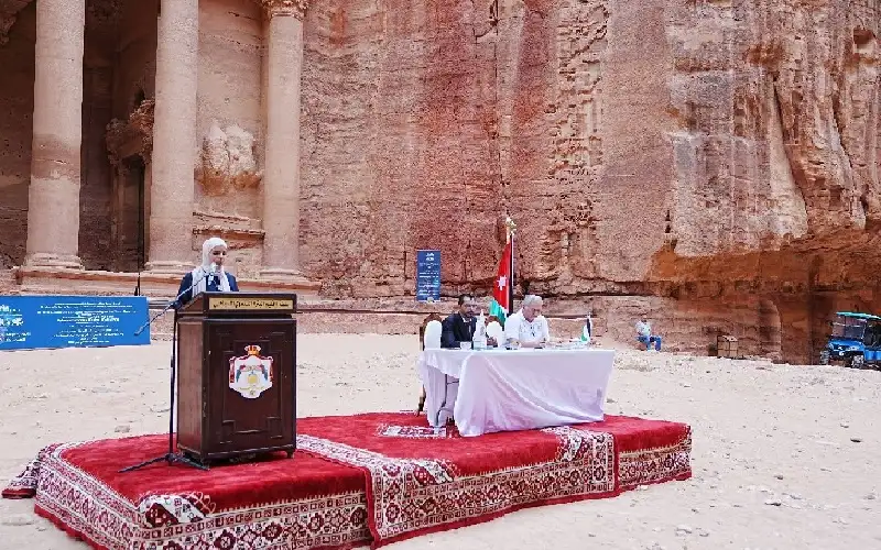 إطلاق مسار “سياحة الفلك الآثاري” في