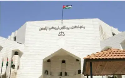الإعدام لفتاة عشرينية قتلت والدها رميا