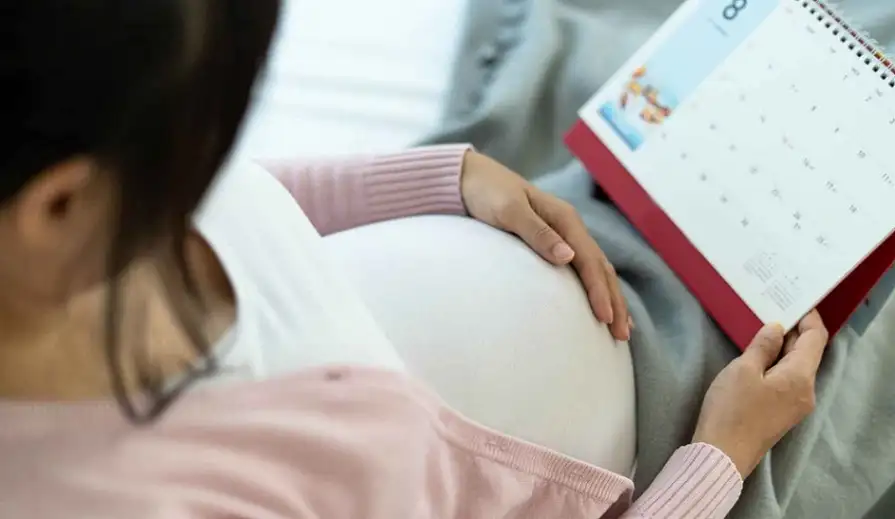 العراق يحظر ولادة النساء في تواريخ