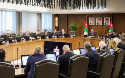 الحكومة توافق على إنشاء لجنة اقتصادية