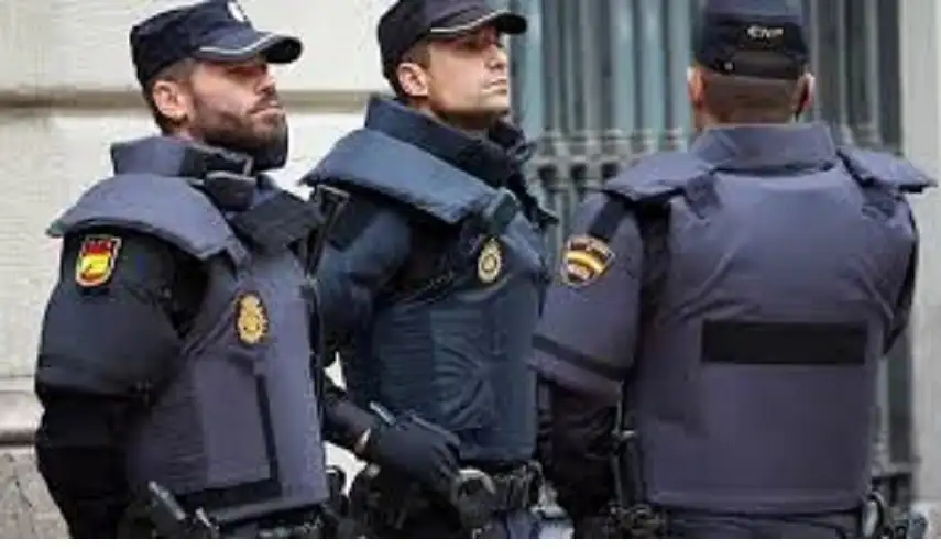 يقودها أردني.. الشرطة الاسبانية تفكيك شبكة