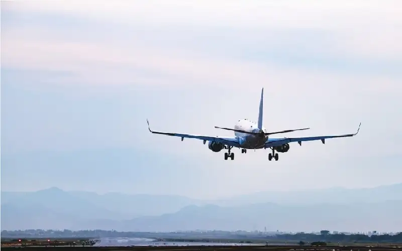 مستو: الأردن يوقف تشغيل رحلاته الجوية