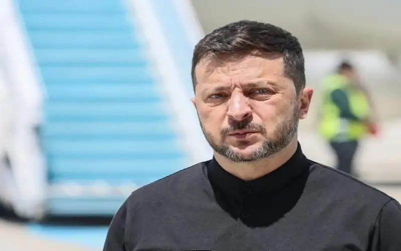 زيلينسكي: لا داعي للاجتماع مع بوتين