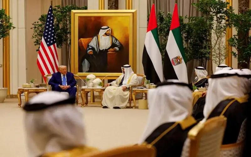 الرئيس الإماراتي: سنستثمر 1.4 تريليون دولار