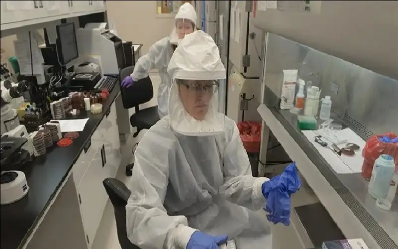 فضيحة تغلق مختبرا أمريكيا يدرس أخطر
