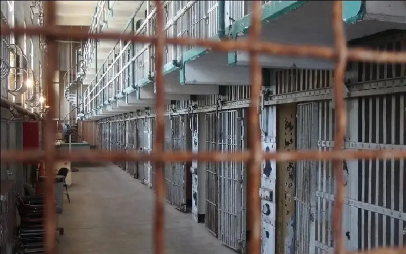 سبع سنوات خلف القضبان لسائح ألماني