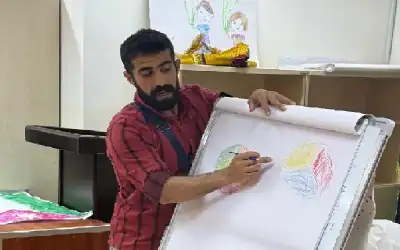 ختام دورة الرسم بالفن في مركز