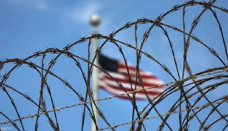 على غرار أفلام هوليوود .. هروب