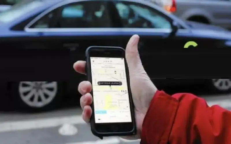 سائقو أوبر وكريم يشكون تغول الشركات