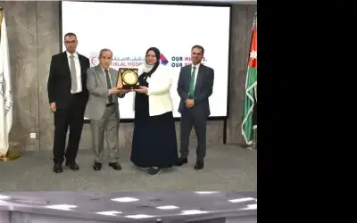 تكريم كلية التمريض في عمان الأهلية