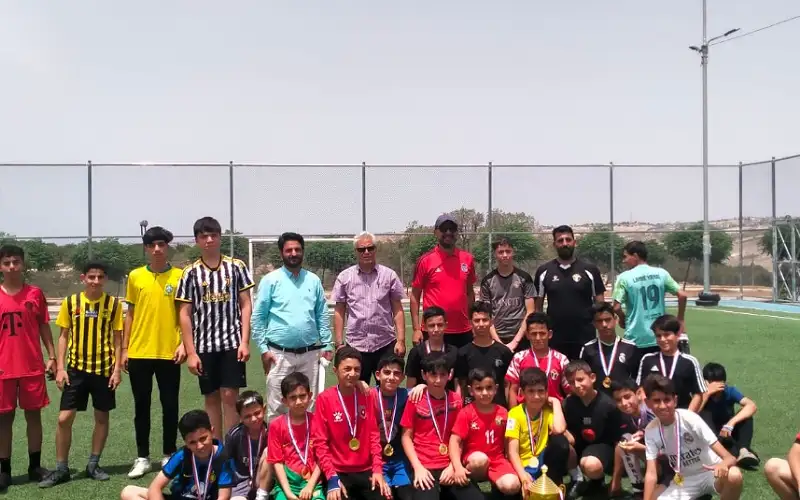 بطولات تنشطية لكرة القدم وندوات نقاشية