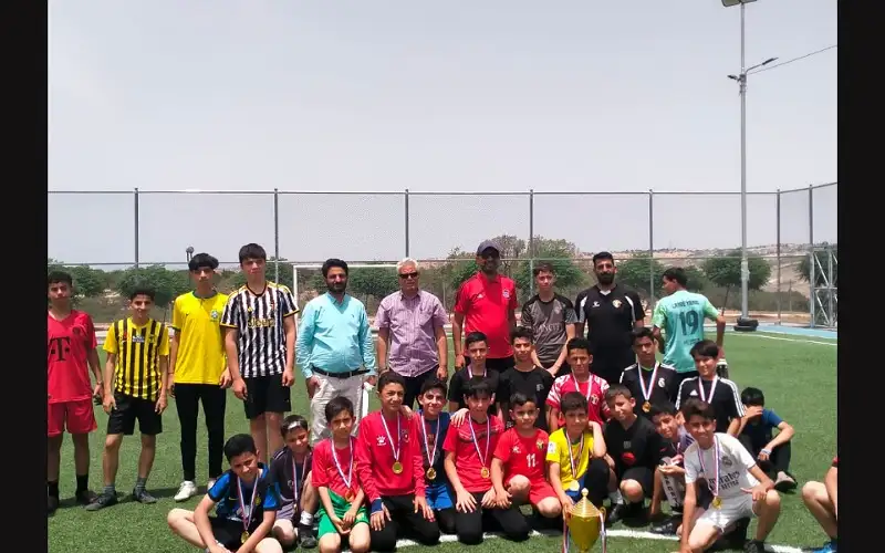 بطولات تنشطية لكرة القدم وندوات نقاشية