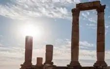 صحيفة نيسان ـ أجواء معتدلة الثلاثاء والأربعاء وحارة الخميس