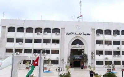 بلدية إربد: تعبيد طرق بقيمة 8