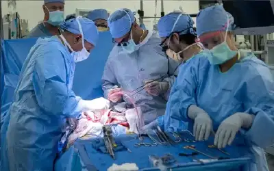 أول عملية زرع مثانة بشرية.. أمل
