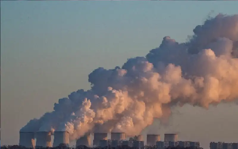 دراسة تحذر.. تلوث الهواء يهدد عظام