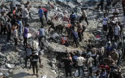 هآرتس: ما ترتكبه إسرائيل في غزة