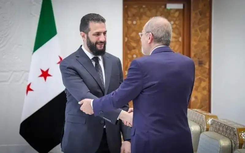 الصفدي ينقل رسالة من الملك إلى