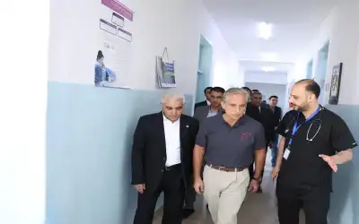 رئيس الوزراء يتفقد عددا من المرافق