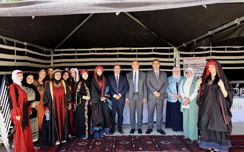 معرض المنتجات المحلي الثاني 2025 في