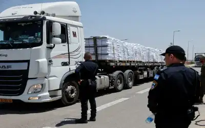 المومني: إسرائيل صادرت أموالا وأغذية كان