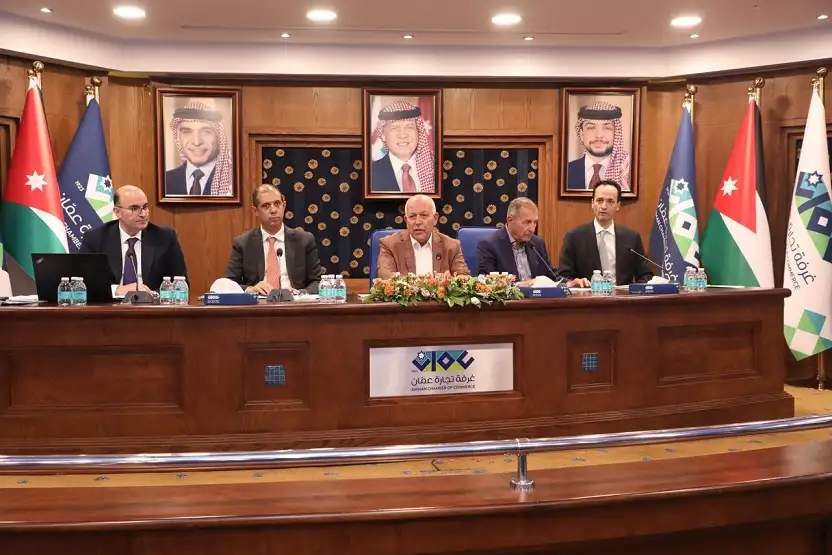 تجارة عمان تتحرك لحماية حقوق التجار