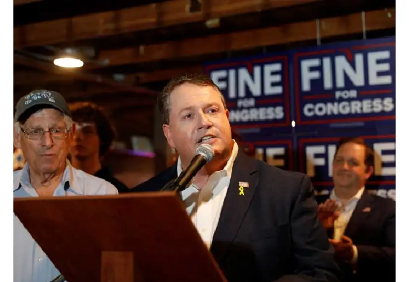 نائب جمهوري يدعو لقصف غزة بالنووي