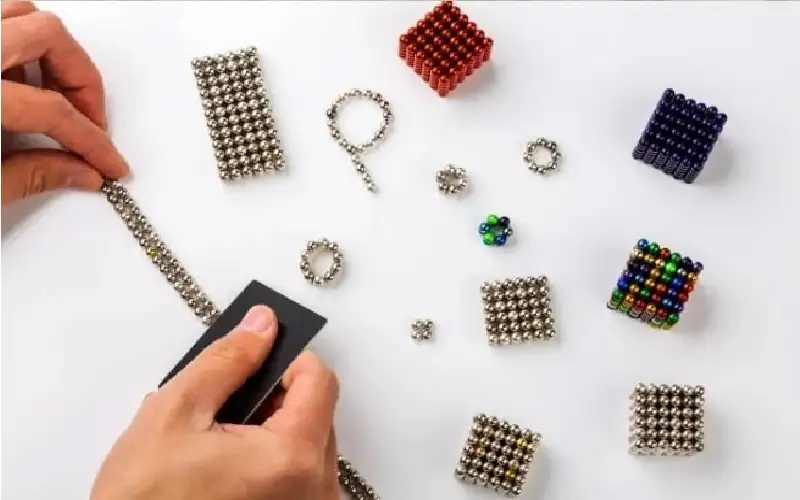 ظاهرة خطيرة على السوشيال ميديا تعرض