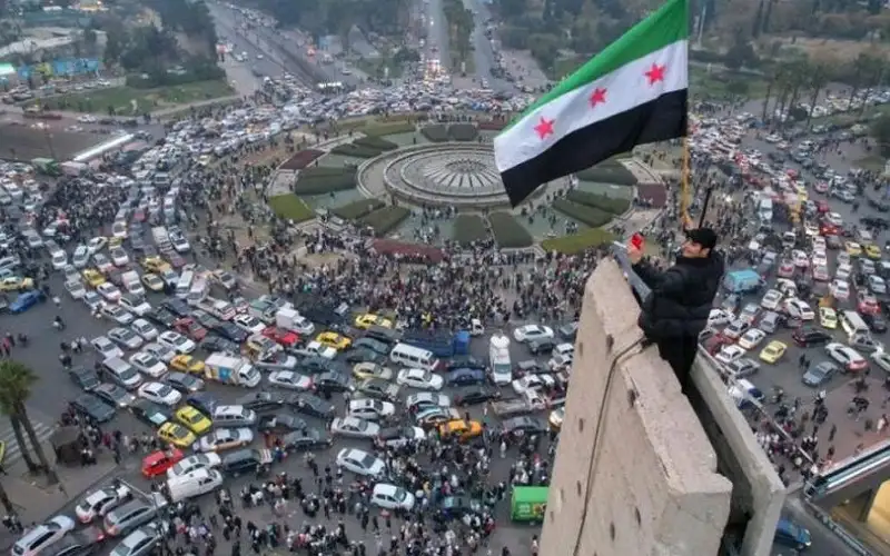 ثلت السكان .. أكثر من 8