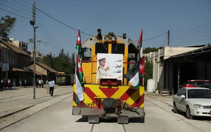 رحلة عائلية مميزة بالقطار إلى أم