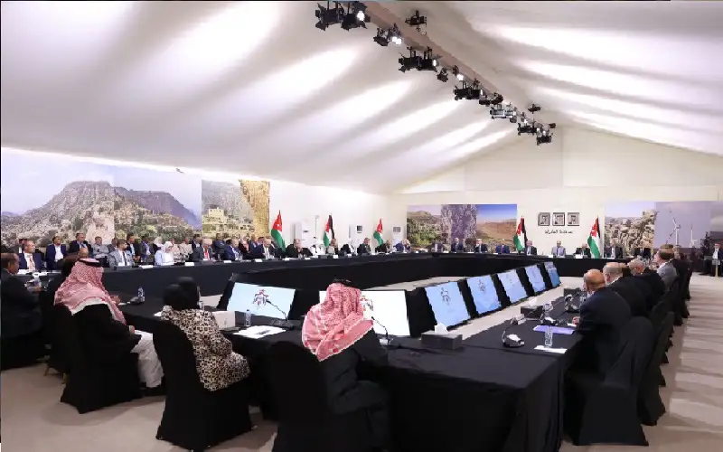 الحكومة: ملتزمون