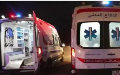 وفاة بحادث تصادم شاحنتين على طريق