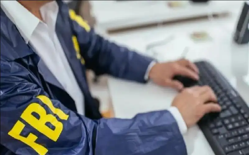 مكتب التحقيقات الفيدرالي يحذر الطلاب الأردنيين