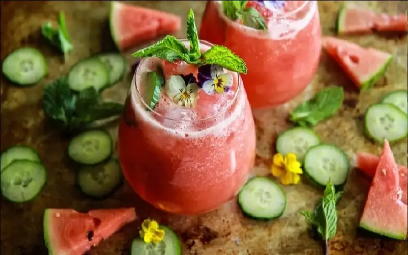 7 أطعمة غنية بالماء.. درعك الطبيعية