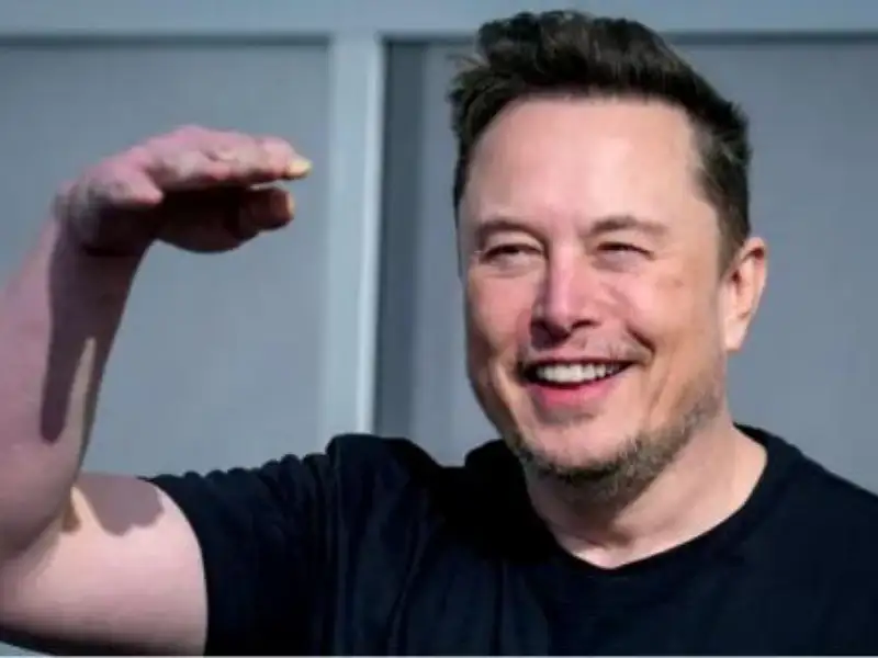 ماسك يبني إمبراطورية التريليون دولار