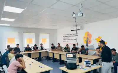 معسكرات أنماط صحية ودورات متخصصة لتعزيز