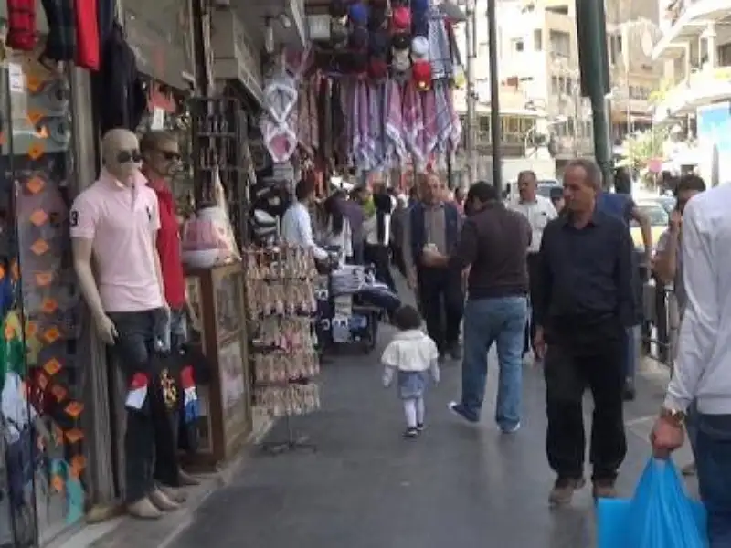 نقيب الألبسة: تخفيض ضريبة المبيعات مطلب