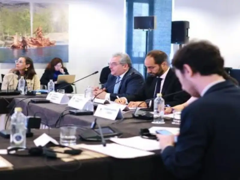 الأردن يترأس ويدير اجتماع اللجنة التنفيذية