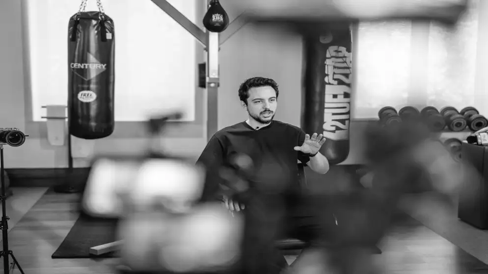 ولي العهد يوجه لبث مباراة الأردن