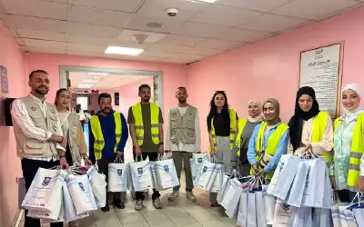 عمان الأهلية تنظم زيارة الى مستشفى