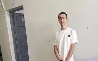 مشهد لا ينسى.. طالب سوري يحضر